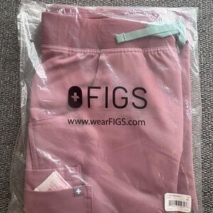Figs Mineral Mauve Medium Kade Cargo Scrub Pants with Mint Drawstring NWT